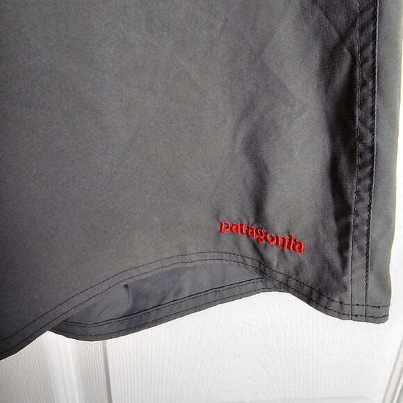 Patagonia Board Short Mens 28 Unlined Swim Trunks‎ Gray - Picture 2 of 8